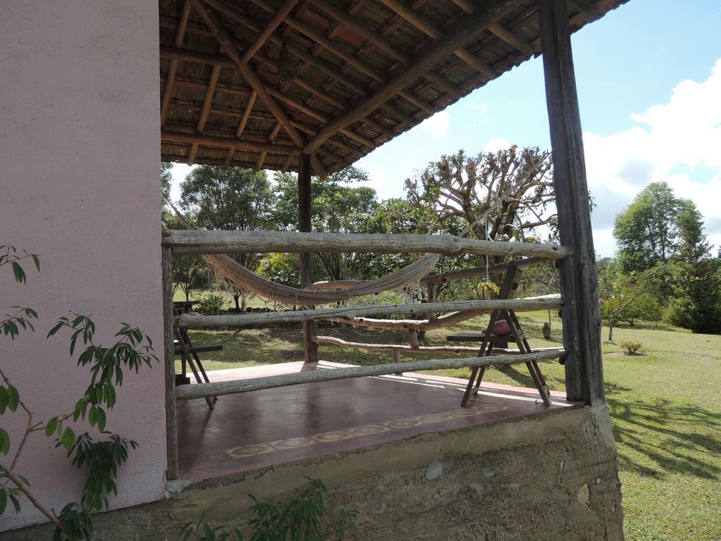 Pousada Sitio Da Serra คาร์รันกัส ภายนอก รูปภาพ