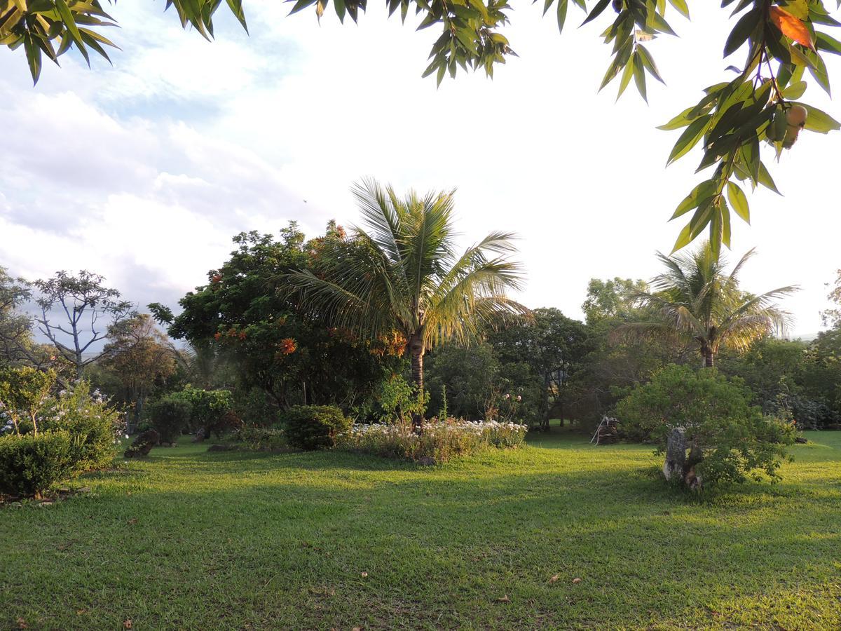Pousada Sitio Da Serra คาร์รันกัส ภายนอก รูปภาพ
